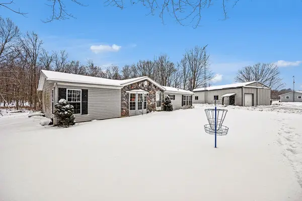 12251 Flowerfield Road, Marcellus, MI 49067