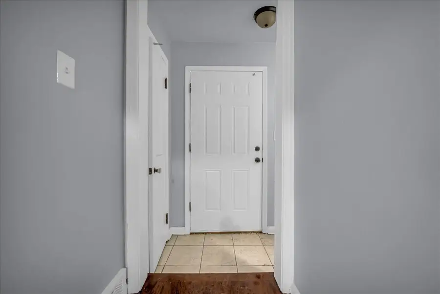 17212 Sunderland Road, Detroit, MI 48219 - Image #3