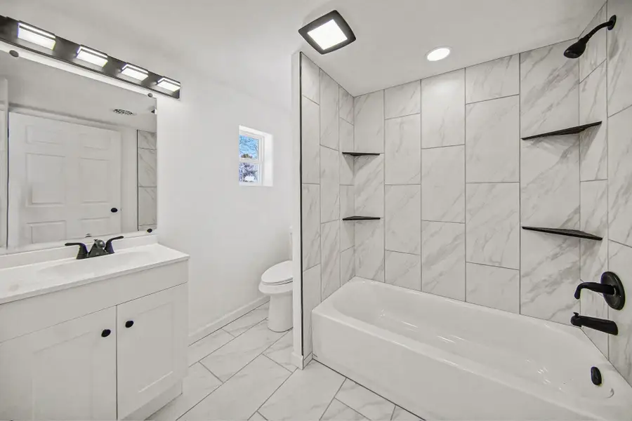 149 Mantle Avenue, Jackson, MI 49202 - Image #2