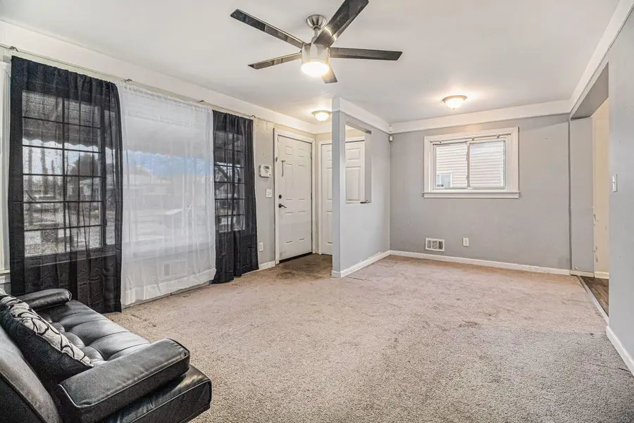 9127 Weddel Street, Taylor, MI 48180 - #3