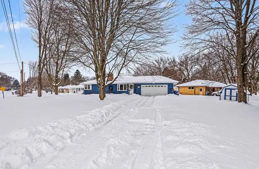 7589 Foxwood, Richland, MI 49083 - Image #2