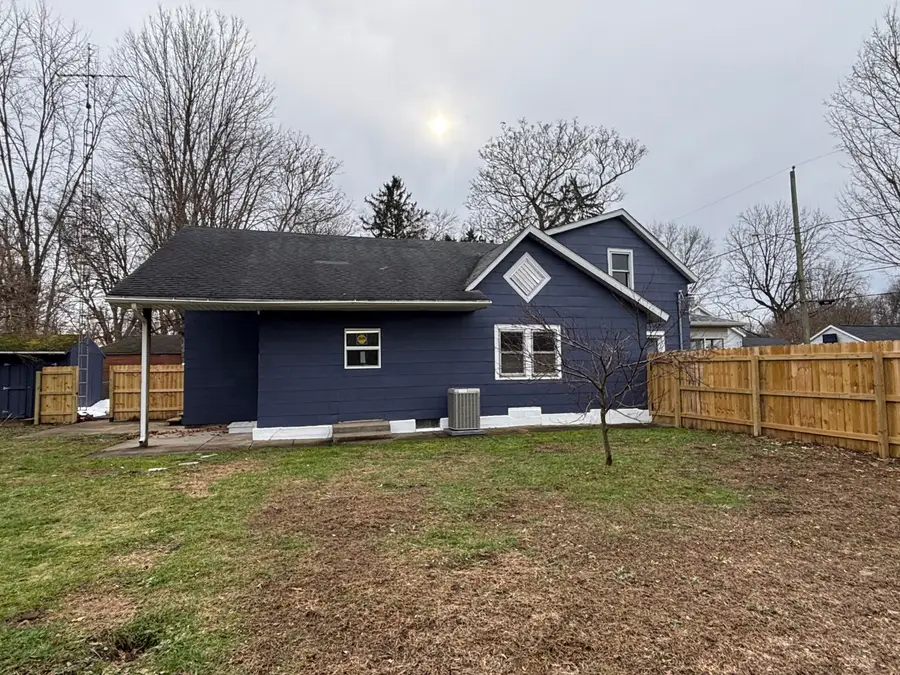 1627 N 12th Street, Niles, MI 49120 - #2