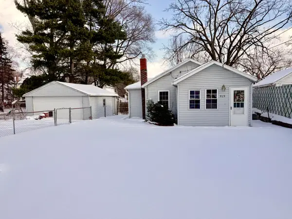 919 Lincoln Street, Jackson, MI 49202