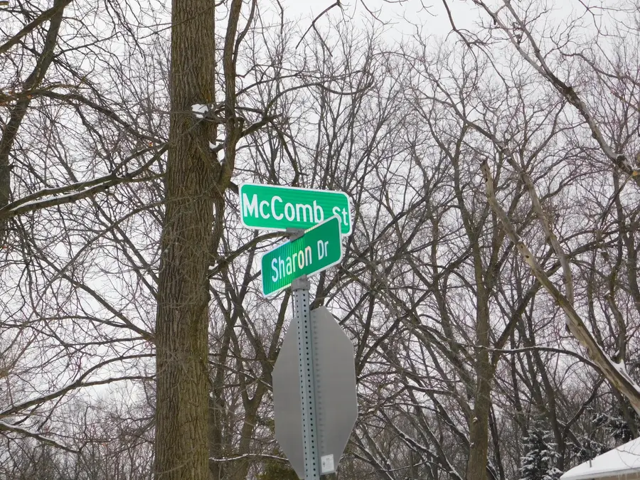 2900 Sharon Drive, Ann Arbor, MI 48108 - Image #2