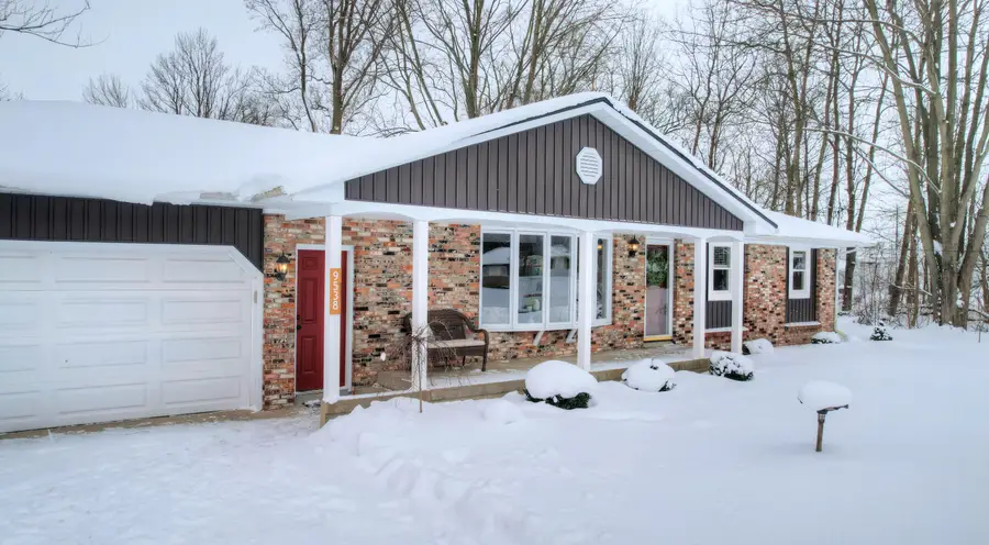 9538 Crescent Drive, Zeeland, MI 49464 - Image #2