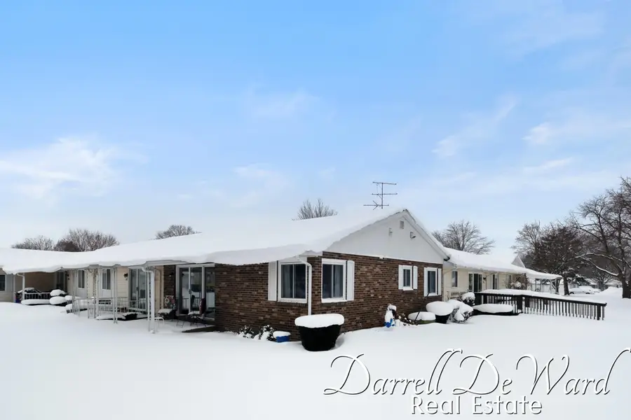 5673 Leisure South Drive Se, Grand Rapids, MI 49548 - #2