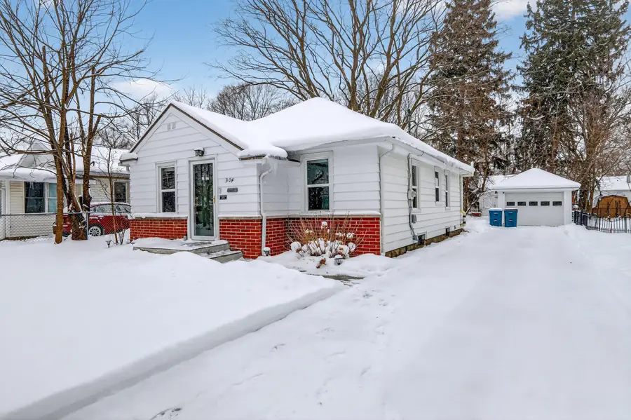 304 Fairfax Avenue, Kalamazoo, MI 49001 - Image #2