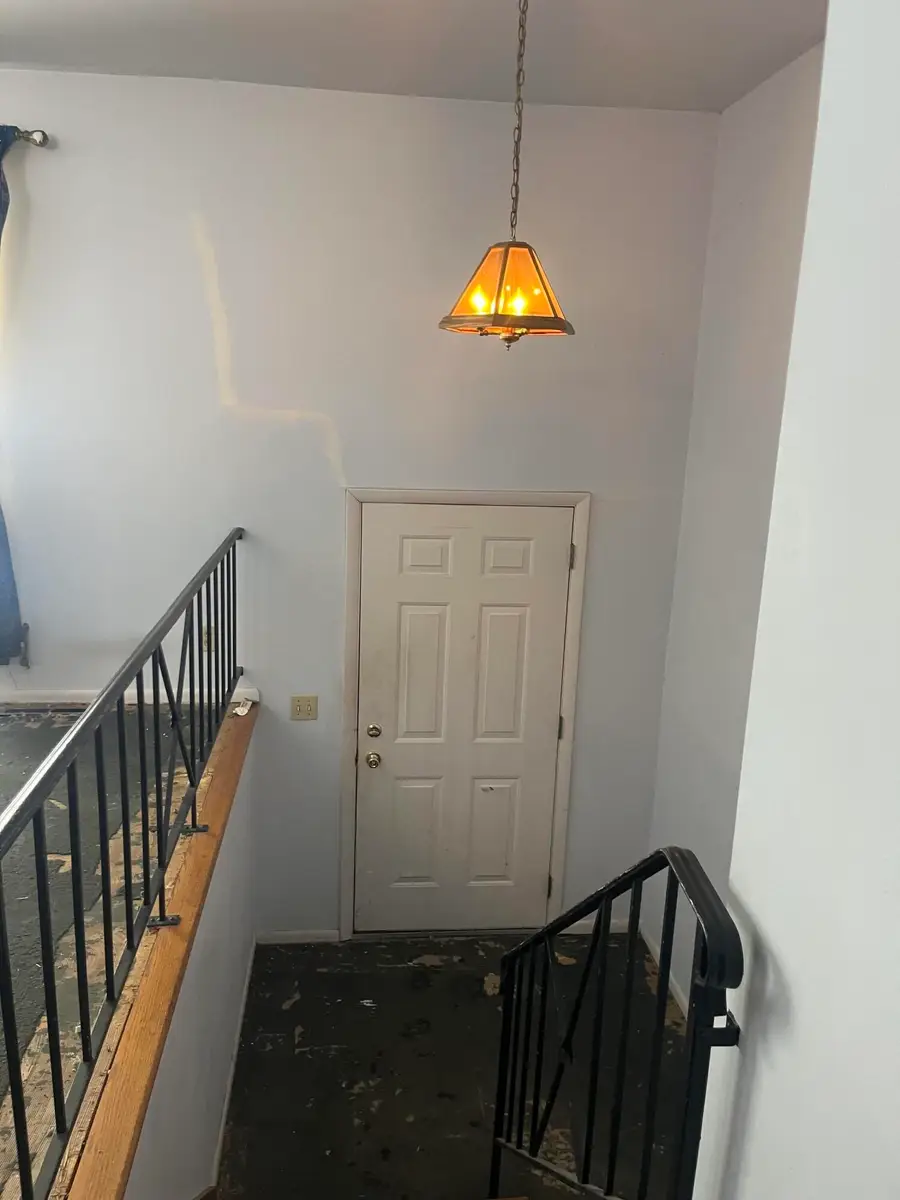 284 Stanford Lane, Jackson, MI 49203 - Image #2