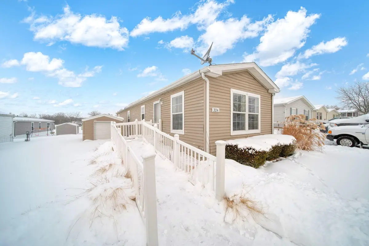 324 Grand River Drive, Adrian, MI 49221 - Image #1