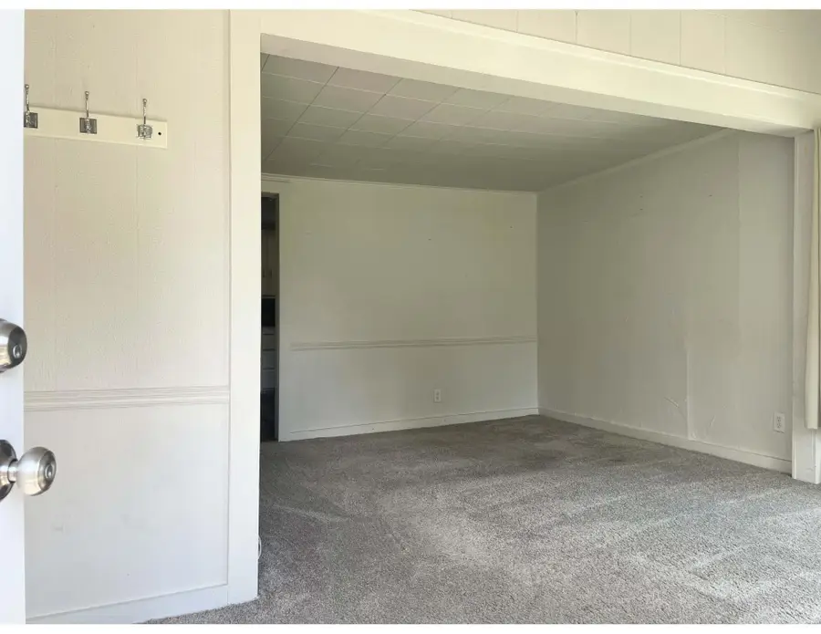 379 Western Avenue, Benton Harbor, MI 49022 - Image #3