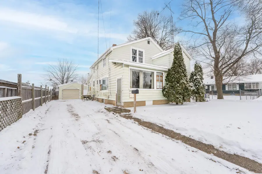 111 S Fountain Street, Marshall, MI 49068 - #2