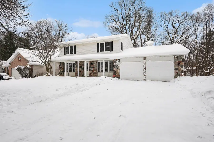 2530 Westbrook Drive Nw, Grand Rapids, MI 49504 - Image #2