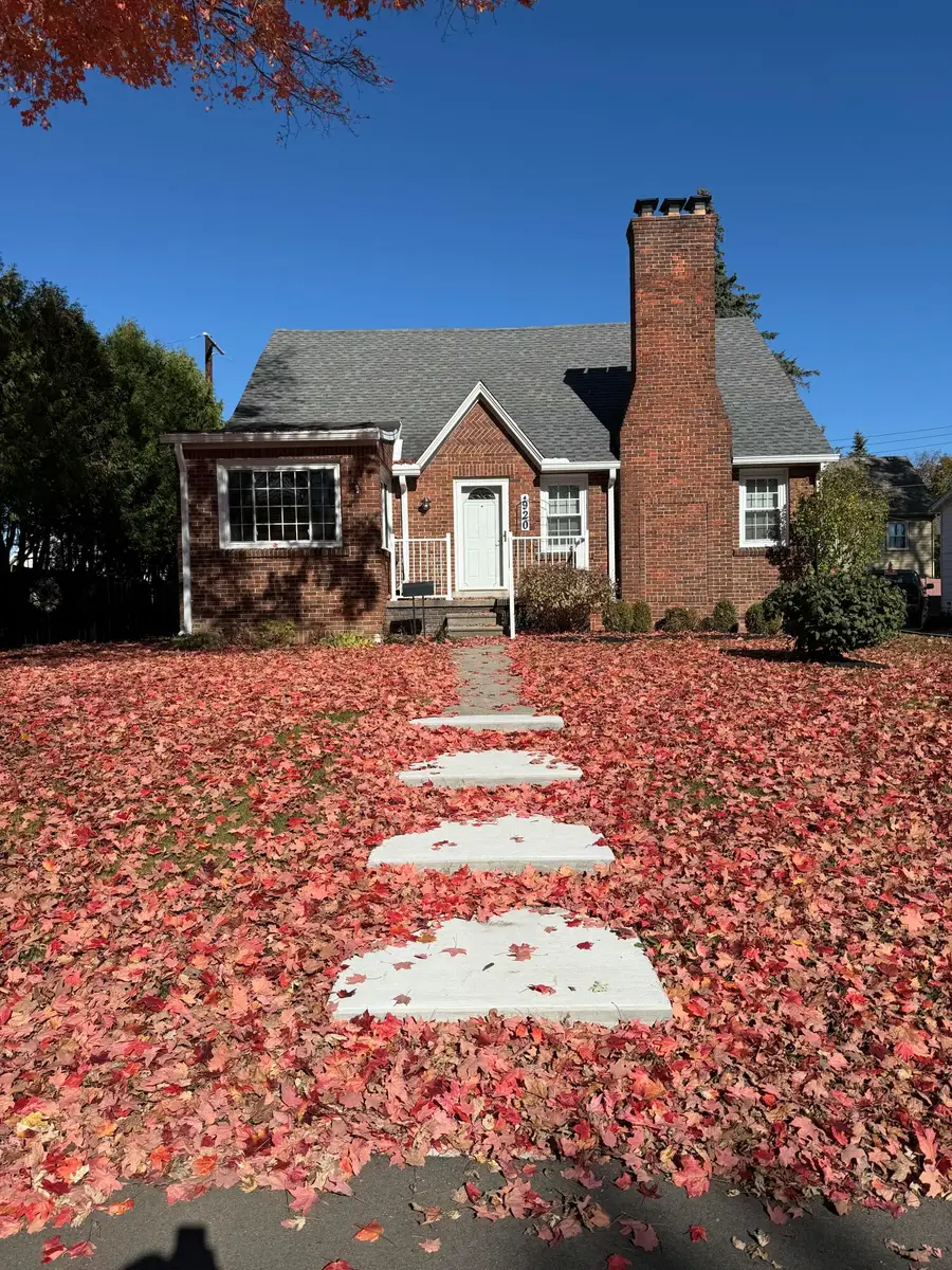 920 Clinton Avenue, Saint Clair, MI 48079 - #2