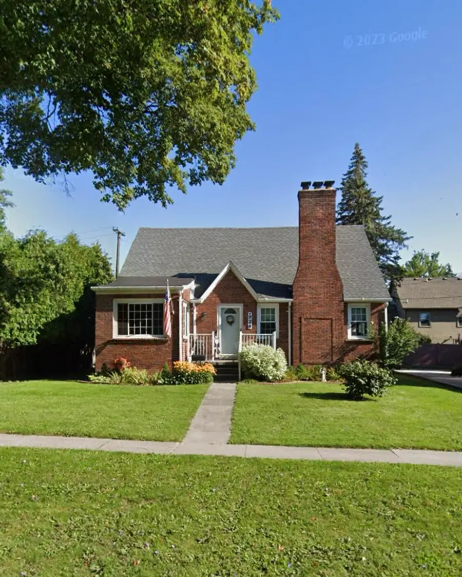 920 Clinton Avenue, Saint Clair, MI 48079 - #3