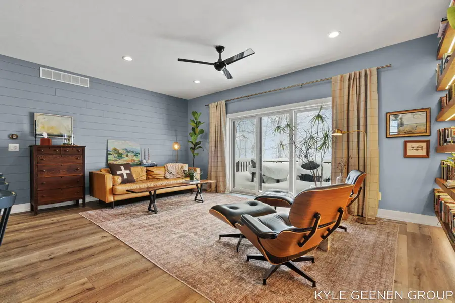 312 48th Avenue, Zeeland, MI 49464 - Image #2