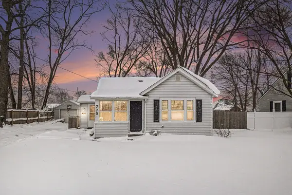 775 E 8th Street, Holland, MI 49423