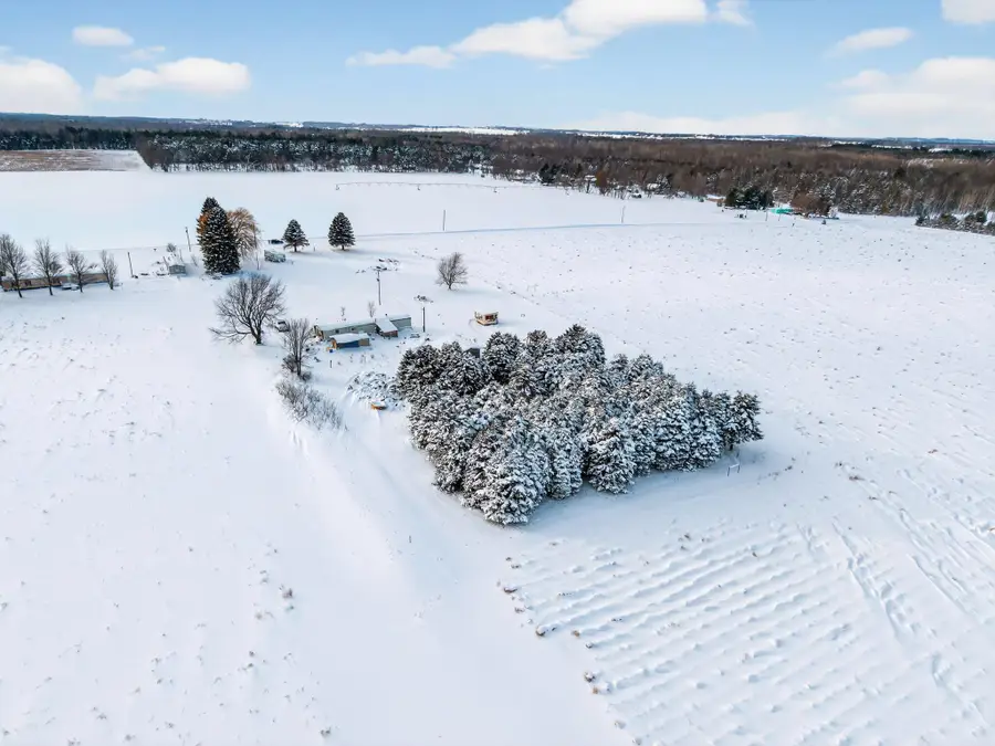 4202 N 120th Avenue, Hart, MI 49420 - #2