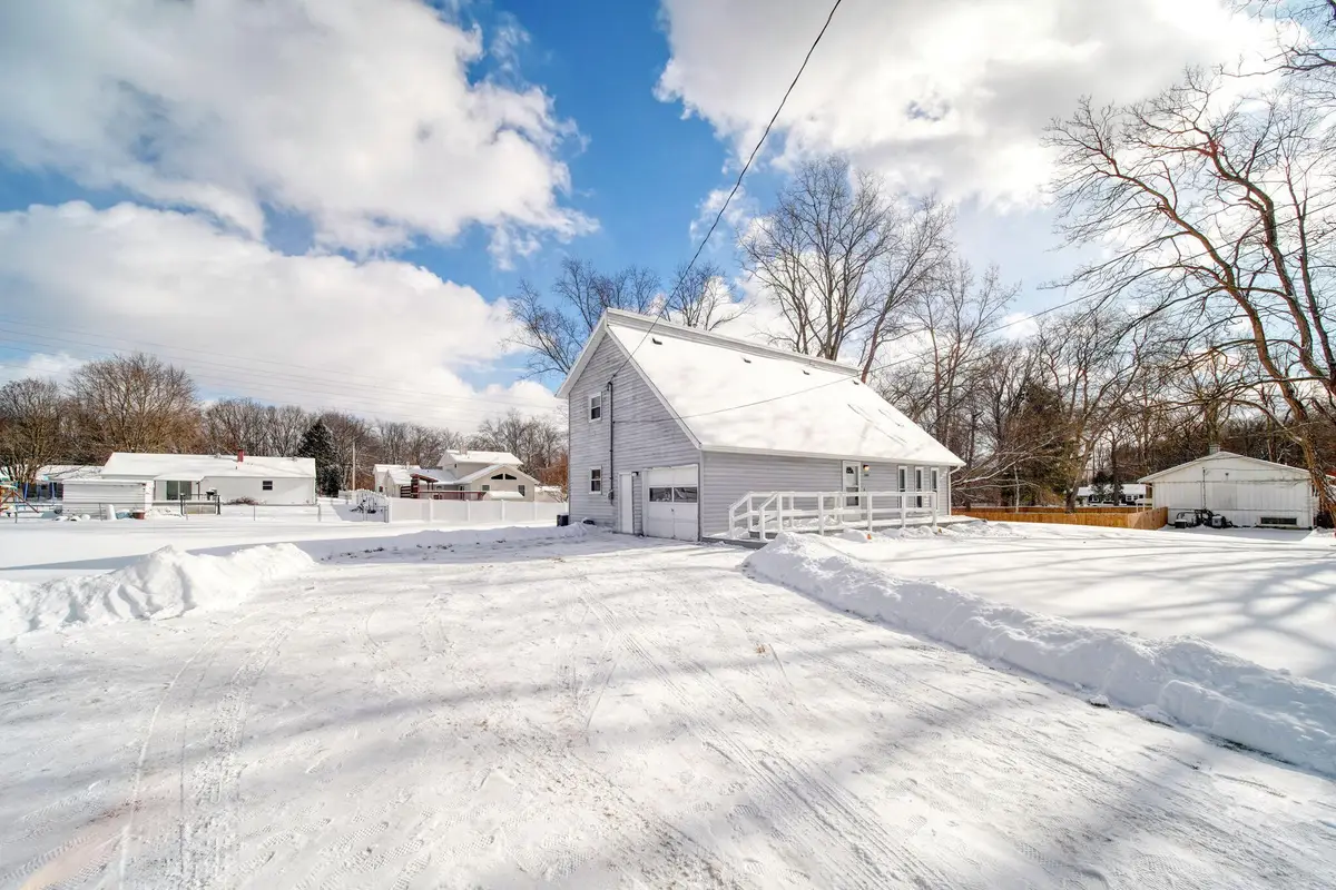 3357 Robinson Road, Jackson, MI 49203 - Image #1