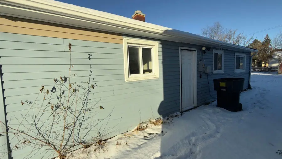 6752 Evergreen Road, Detroit, MI 48228 - Image #2