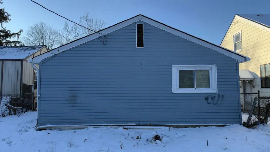 6752 Evergreen Road, Detroit, MI 48228 - Image #3