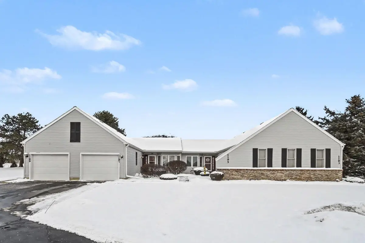 1197 Sunview Drive #14, Saint Johns, MI 48879 - Image #1