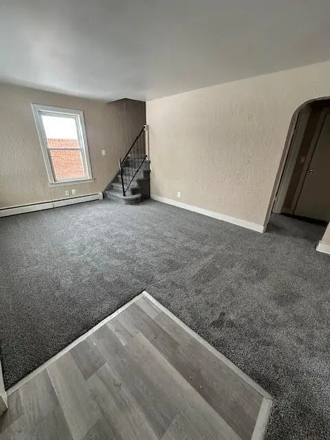 5718 Fenton Street, Dearborn Heights, MI 48127 - Image #2