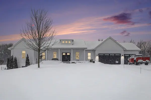 5956 Hidden Oak Avenue, Richland, MI 49083