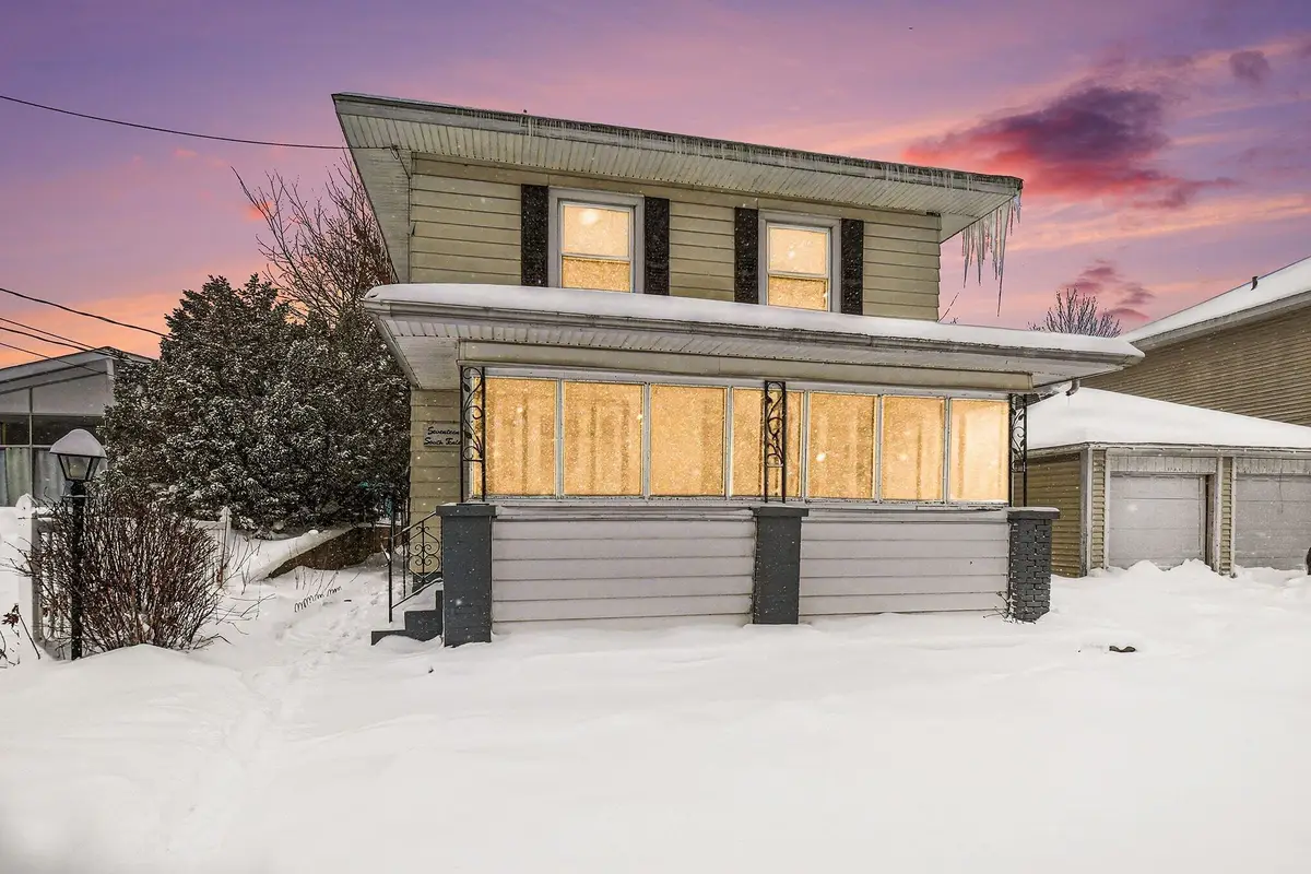 17 S 10th Street, Niles, MI 49120 - #1