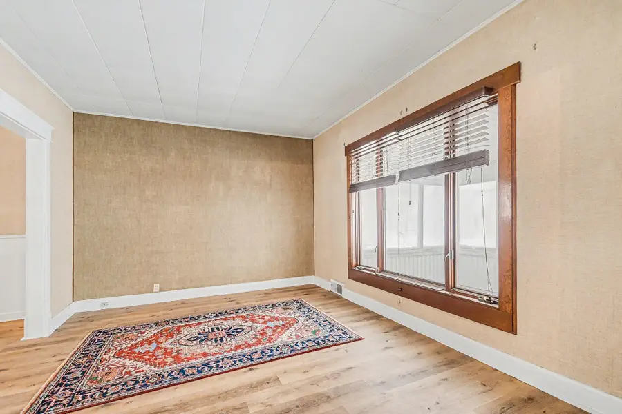 17 S 10th Street, Niles, MI 49120 - #3