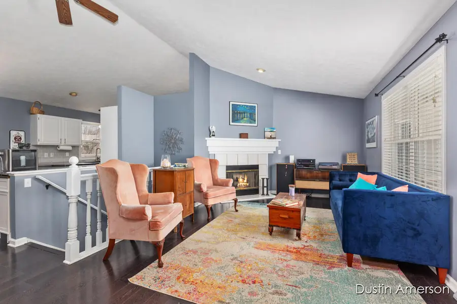 6258 Plainview Drive, Hudsonville, MI 49426 - Image #2