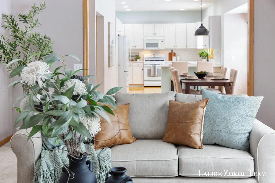 O-1129 Lake Michigan Drive Nw, Grand Rapids, MI 49534 - #3