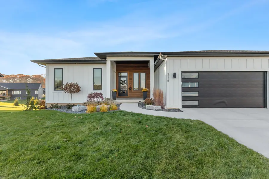 215 Gehl Avenue Sw, Walker, MI 49534 - Image #3