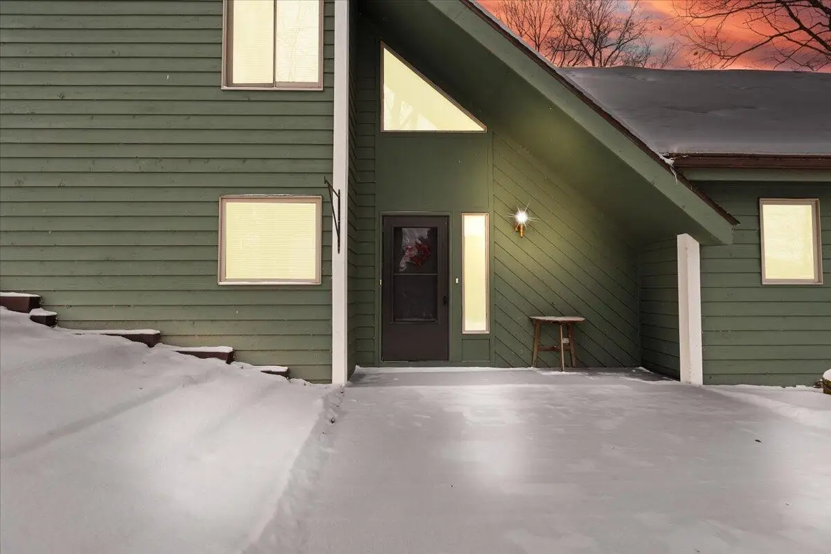 6055 Shaftsburg Road, Williamston, MI 48895 - Image #1