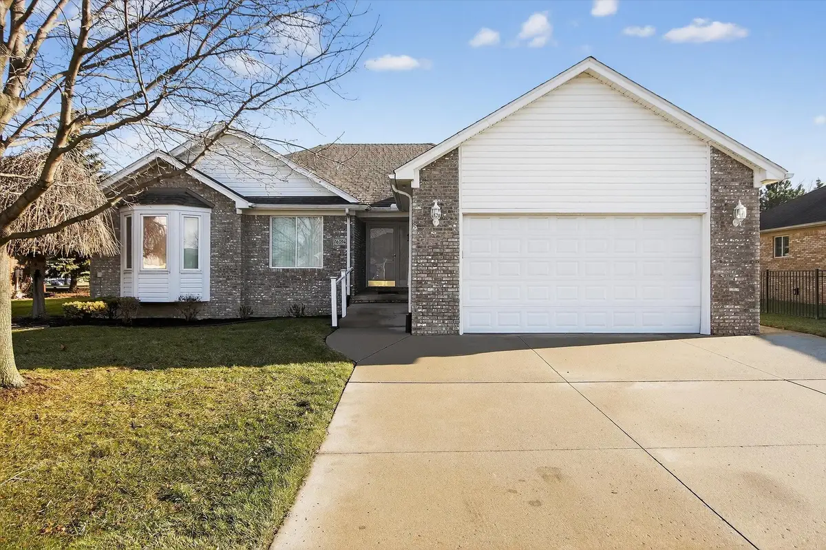 36394 Cecilia Drive #26, Sterling Heights, MI 48312 - Image #1
