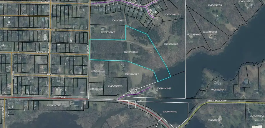 55901 Colby Street, Dowagiac, MI 49047 - #2