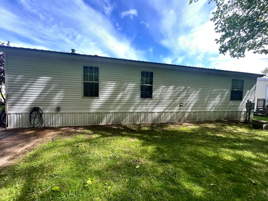 668 Hansel Street Nw, Comstock Park, MI 49321 - #3