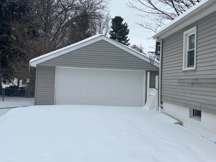 400 Colfax Street, Jackson, MI 49203 - Image #3