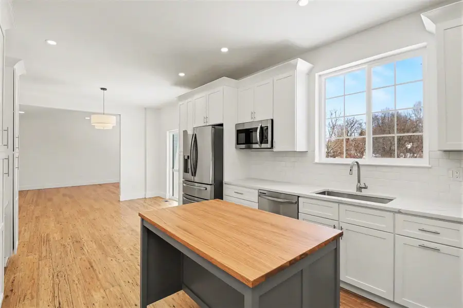 6267 Creekside Circle, Ypsilanti, MI 48197 - #3