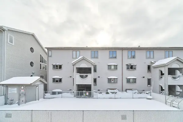 317 5th Avenue #Unit 4, Manistee, MI 49660