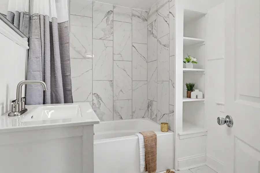 3011 E Main Street, Kalamazoo, MI 49048 - Image #2