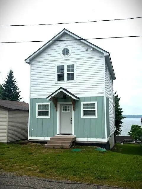 10606 Lake Street, Chippewa Lake, MI 49320