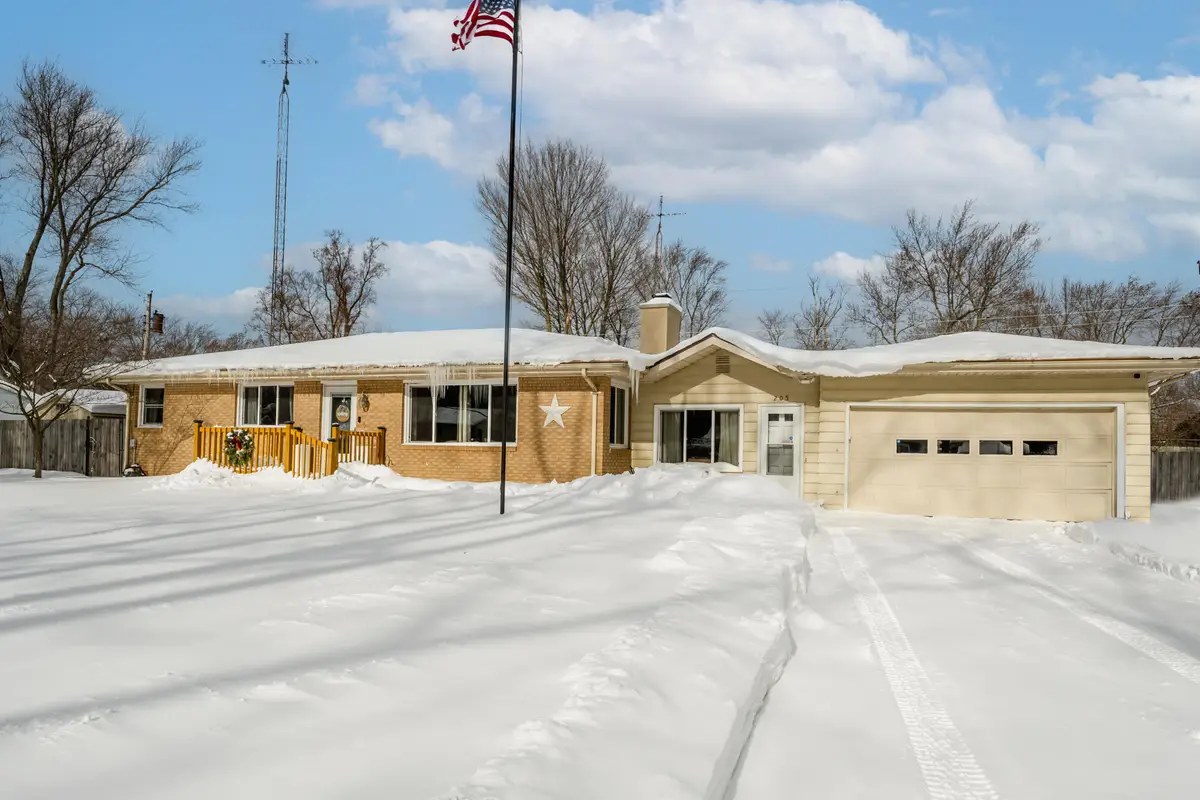 205 Jamesway, Benton Harbor, MI 49022 - #1