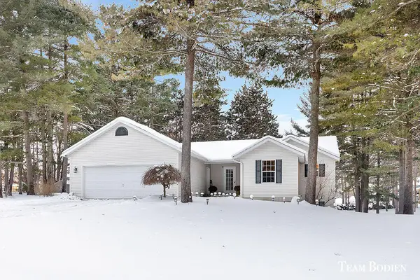 7302 High Timber Drive, Greenville, MI 48838