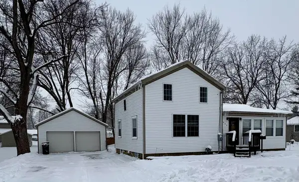 432 E Vine Street, Vicksburg, MI 49097