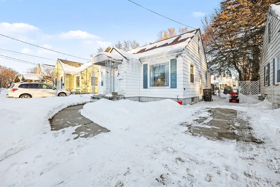 2018 Duiker Avenue Ne, Grand Rapids, MI 49505 - #3