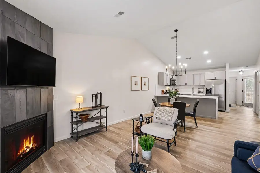 3333 Clear Vista Court Ne #23, Grand Rapids, MI 49525 - #3