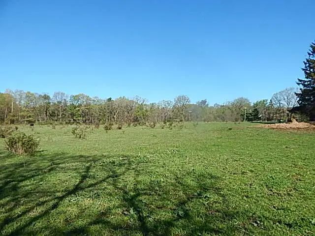 561 W Leonard Road, Leonard, MI 48367 - #3