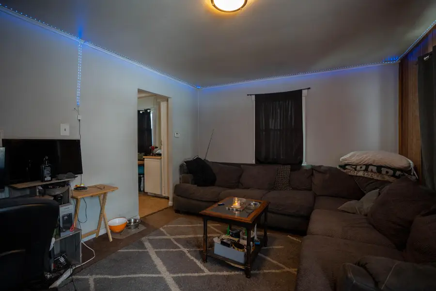 2105 Mary Avenue, Lansing, MI 48910 - #2