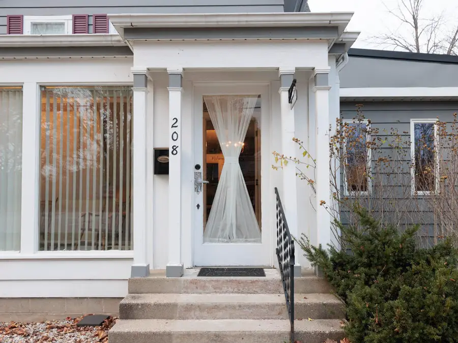 208 W Erie Street, Albion, MI 49224 - #2