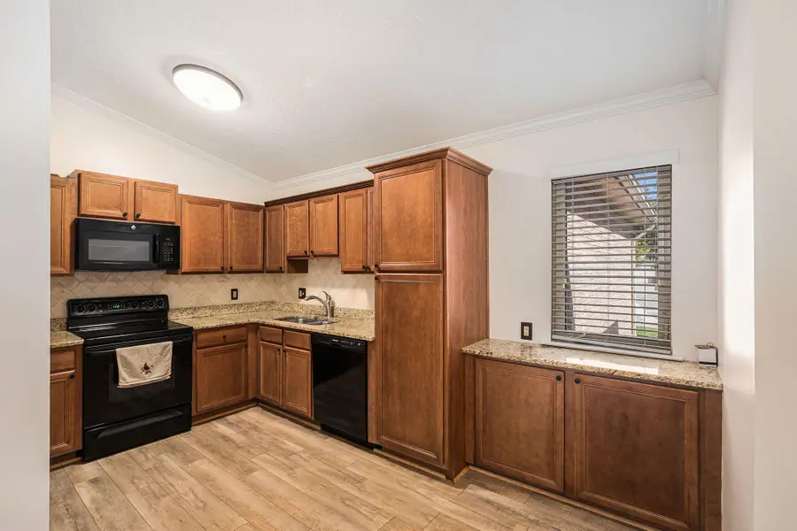 26430 Sanajo Court #20, Chesterfield, MI 48051 - #3